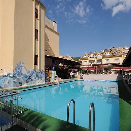 Grand Sol Apartment