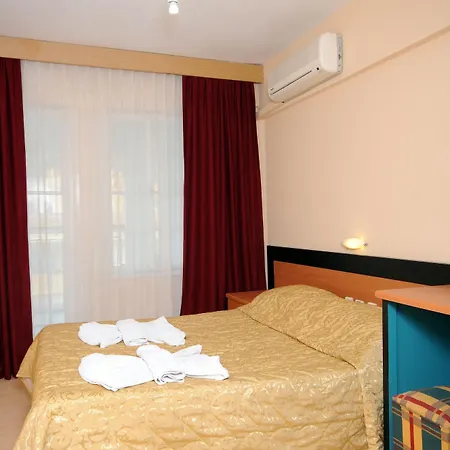 Grand Sol Διαμέρισμα Μαρμαρίς